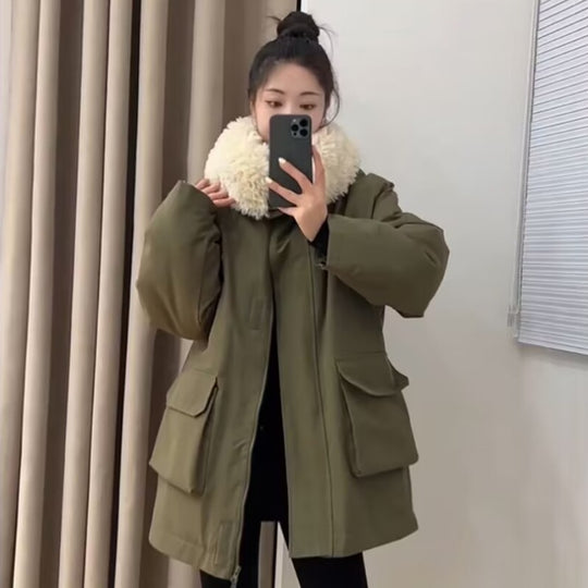 Gefütterte Parka-Jacke im Arbeitsstil