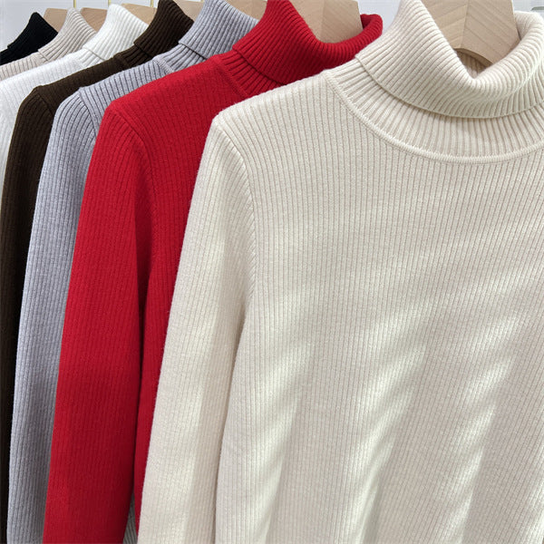 Gerippter Damen-Rollkragenpullover, gefüttert