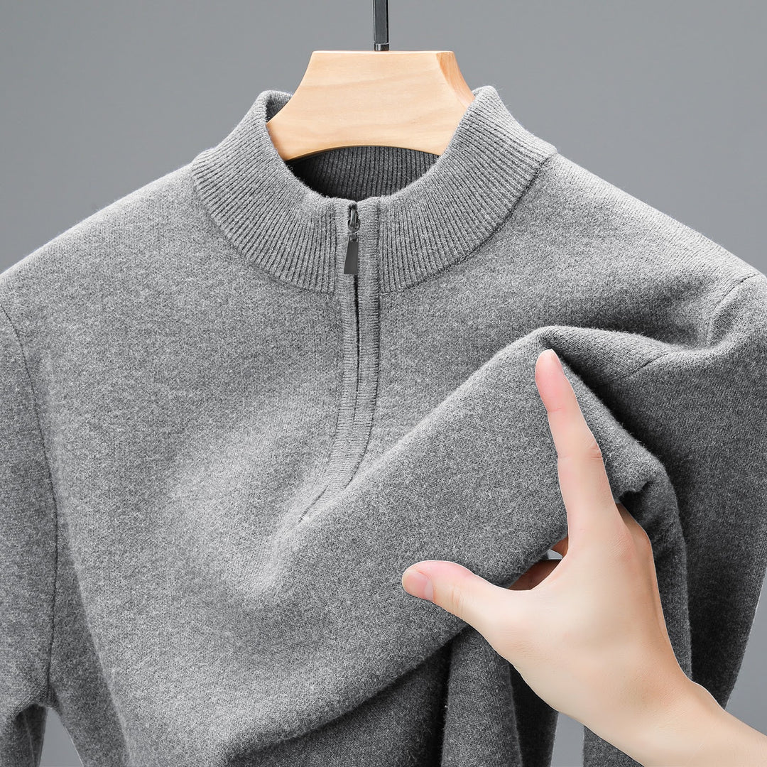Herren-Strickpullover mit Stehkragen und halbem Reißverschluss