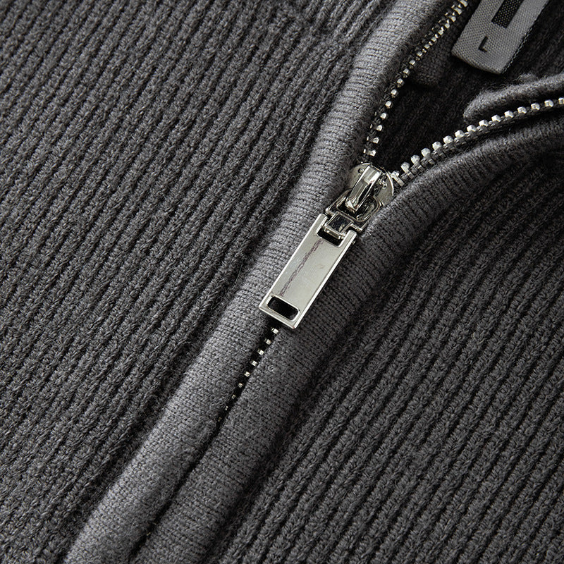 Herren-Strickpullover mit hohem Kragen und Reißverschluss