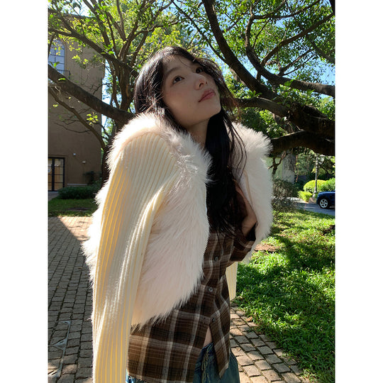 Strickjacke mit Kunstfell-Besatz und Reverskragen
