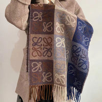 Loewe Dunkelblau