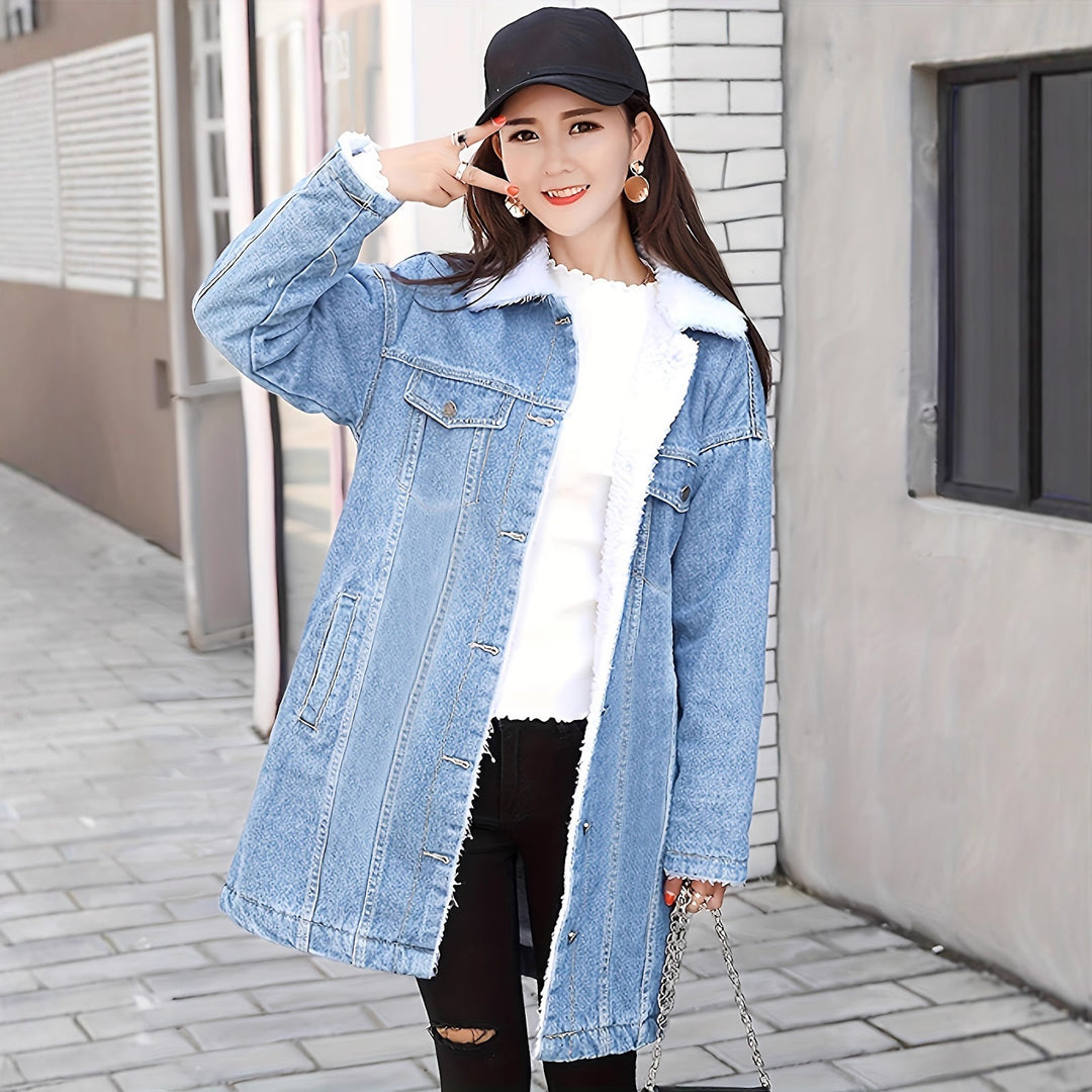 Gefütterte Jeansjacke mit Lammfell-Optik, mittellang