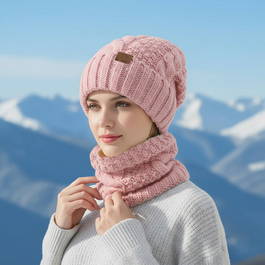 Strickmützen- und Schal-Set mit Ohrenschutz