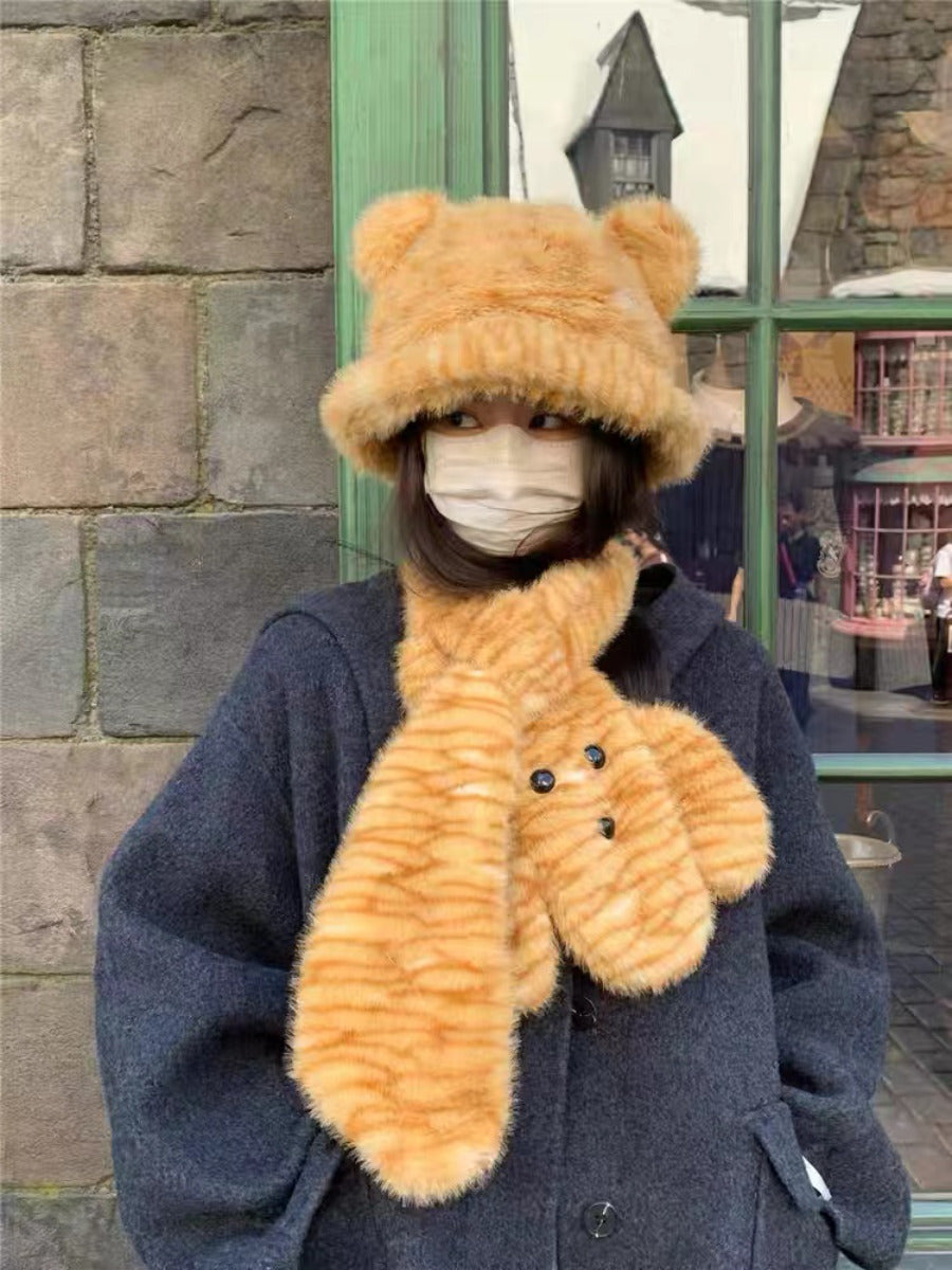 Winter-Set mit Mütze, Schal, Handschuhen und Tasche