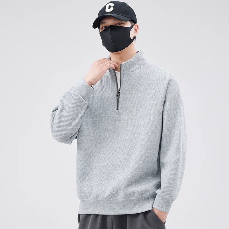 Lockerer Pullover mit Stehkragen und Reißverschluss