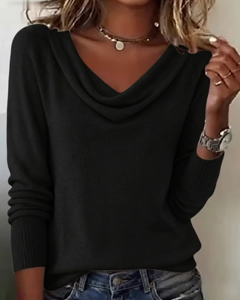 Langärmeliger Pullover mit Plüschkragen
