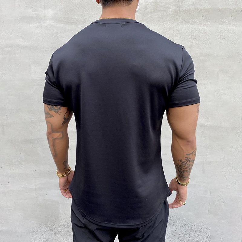 I T-Shirt aus Elastischem Sportmaterial