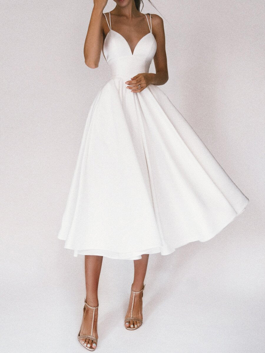 Grace Das Elegante Trägerkleid mit V-Ausschnitt