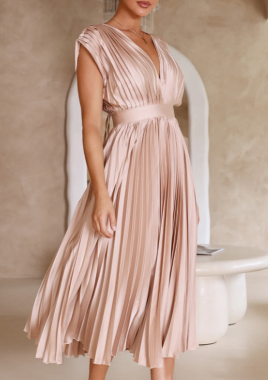 Elegantes Maxikleid Aus Leichtem Stoff