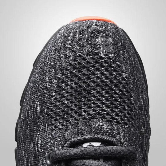 Hardwell Flexstride Sneaker