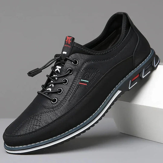 Klassische orthopädische Schuhe für Männer