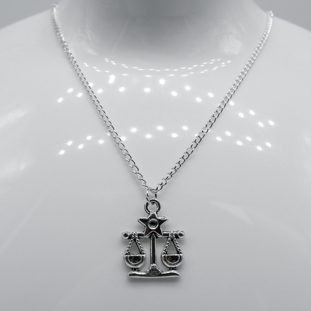 Silber Zodiac Symbol Charm Halskette | Shop Nory