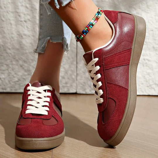 Sportliche Retro-Sneakers für Frauen