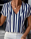 Sommerbluse In Einem Gestreiften Look