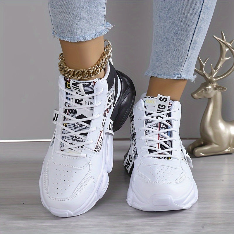 Bequeme, rutschfeste Knöchelsneaker mit Schnürsenkeln