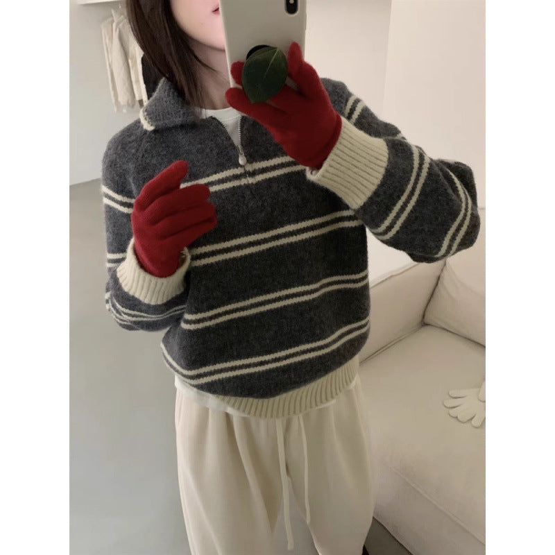 Damen-Strickpullover mit Reißverschluss und Streifenmuster
