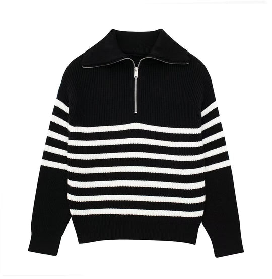 Gestreifter Strickpullover mit Reißverschluss und Kragen