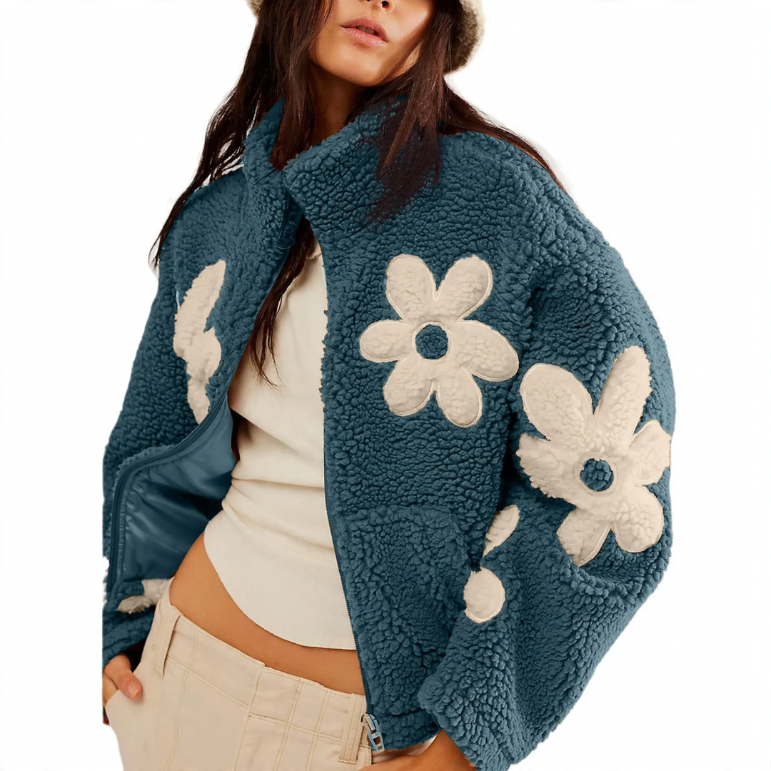 Lammfell-Imitat Strickjacke mit Blumenstickerei