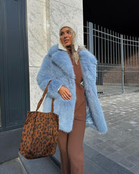 Blau