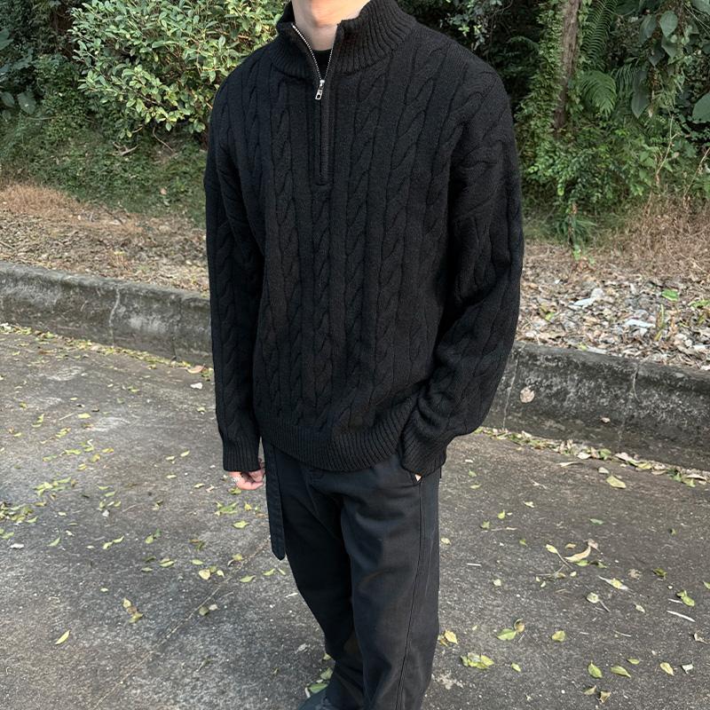Herren-Strickpullover mit Zopfmuster und Reißverschluss