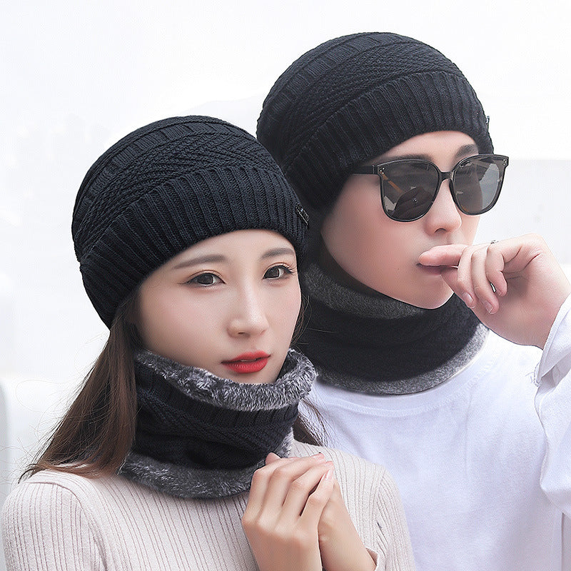 Strickmütze und Schal Set, gefüttert