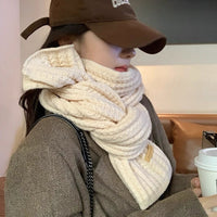 Kleine Marke Schal Beige
