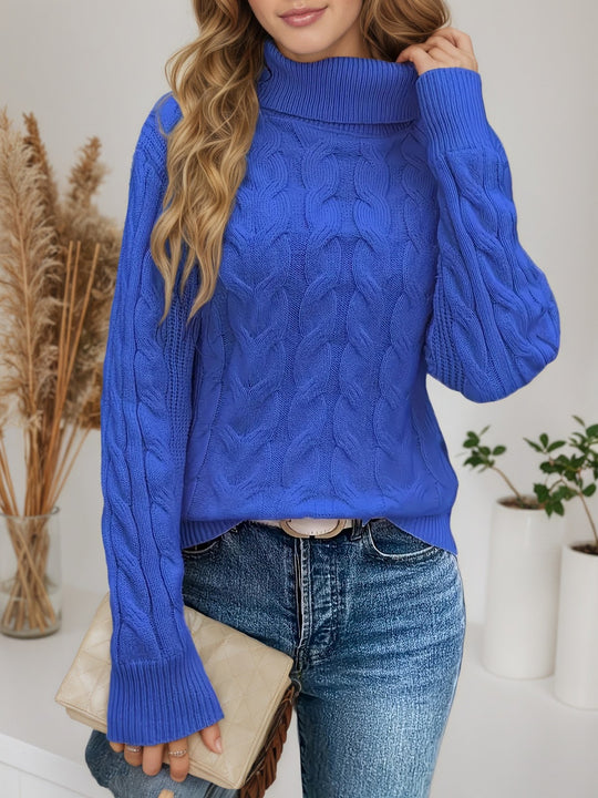 Strickpullover mit Zopfmuster und hohem Kragen