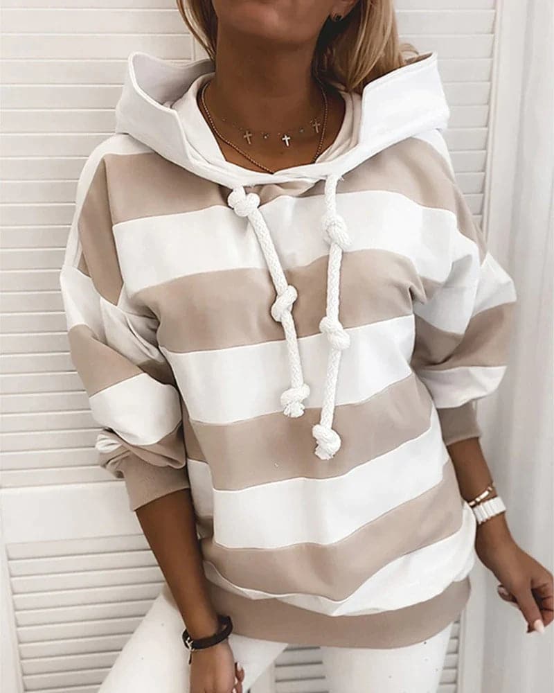 Hoodie Strickdetails Lockere Passform Weiche Materialien