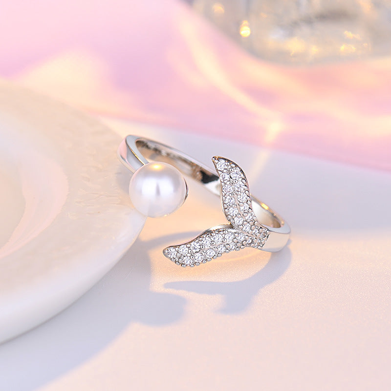 Damenring mit elegantem Perl-Design und funkelnden Zirkonia Shop Nory