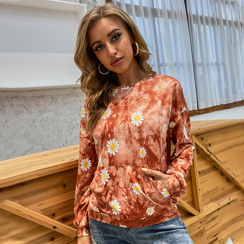 Damen locker geschnittenes Sweatshirt mit Gänseblümchen‑Print Batik‑Optik und Kängurutasche Shop Nory