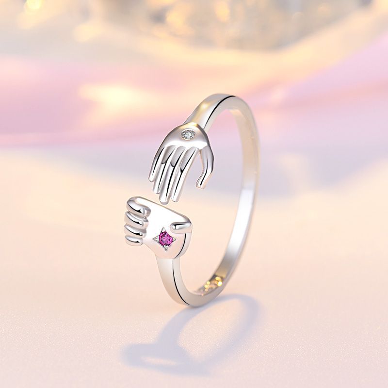 Damenring mit kunstvollem Handdesign und funkelndem Zirkonia Shop Nory