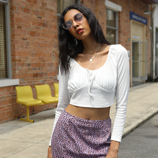 Damen figurbetontes Crop-Top mit gerafftem Bustier, U-Boot-Ausschnitt und langen Ärmeln Shop Nory