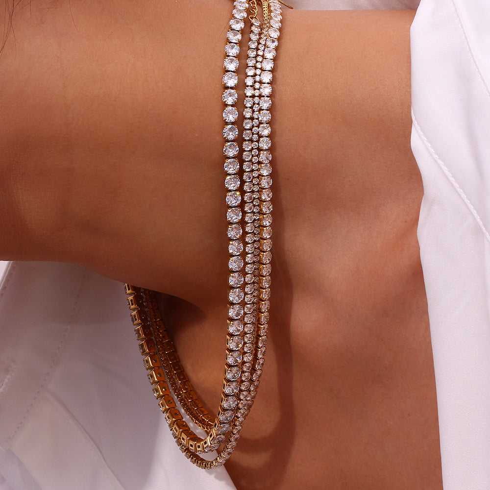 Halskette "Belle" in Edelstahl mit Zirkoniasteinen | Shop Nory