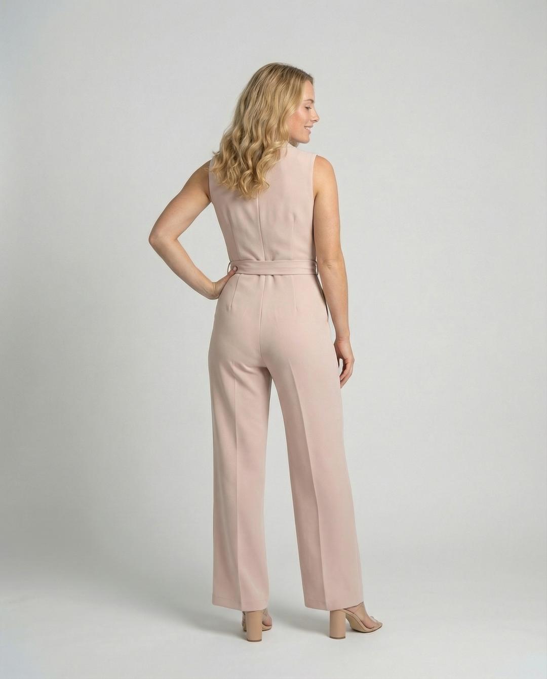 Jumpsuit Elegante Silhouette Aus Edlem Stoff