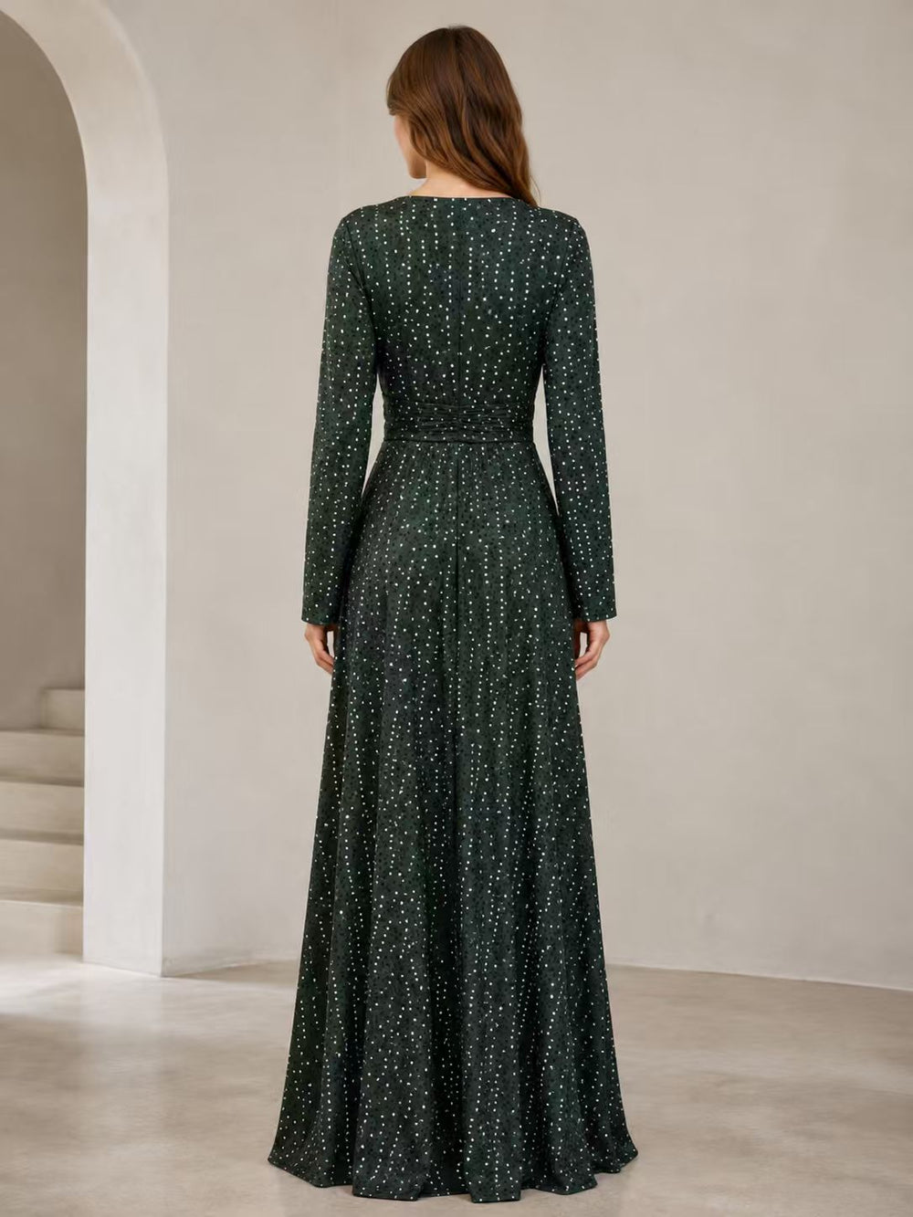Damen Maxikleid mit elegantem V-Ausschnitt und schwingenden Ärmeln