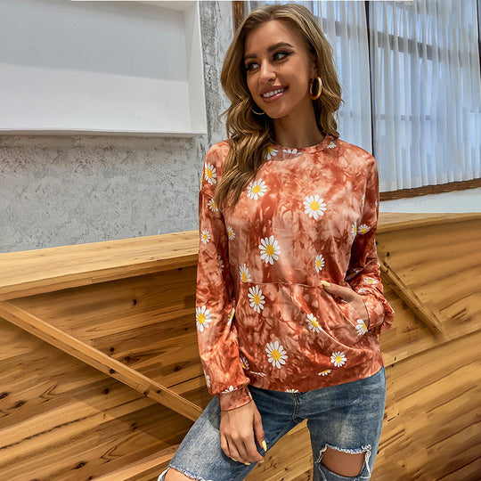 Damen locker geschnittenes Sweatshirt mit Gänseblümchen‑Print Batik‑Optik und Kängurutasche Shop Nory