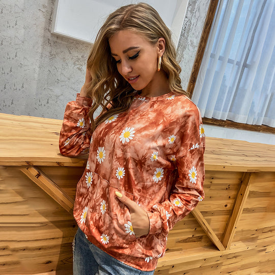 Damen locker geschnittenes Sweatshirt mit Gänseblümchen‑Print Batik‑Optik und Kängurutasche Shop Nory