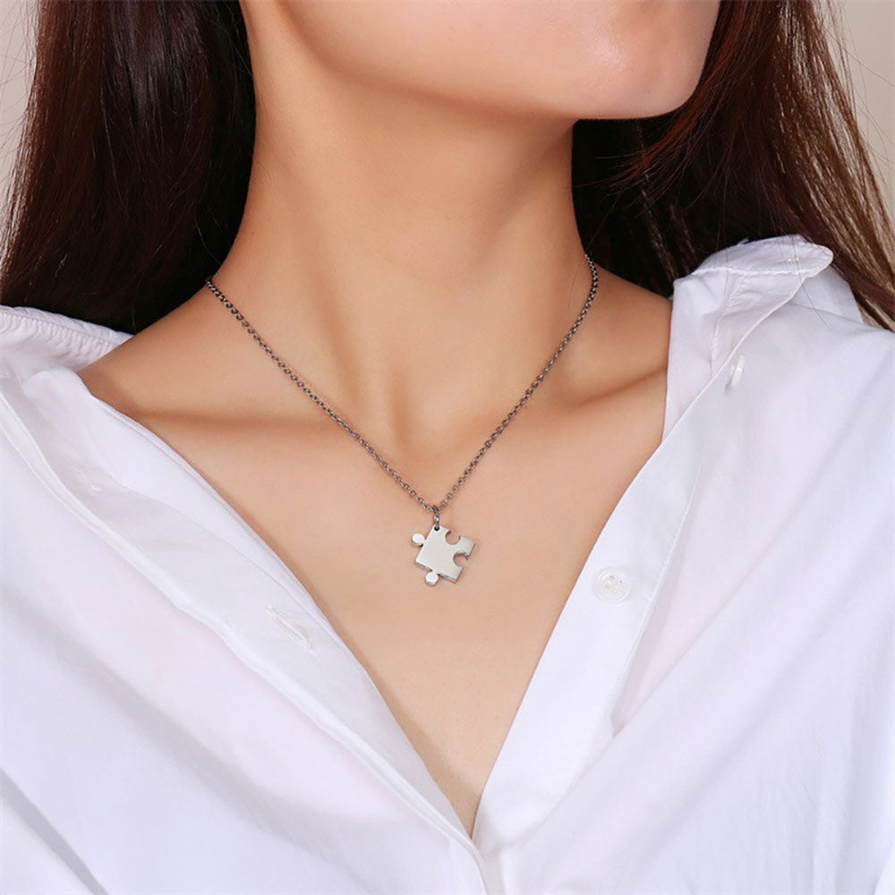 Damen Halskette mit herzförmigem Anhänger und Puzzle-Design Shop Nory