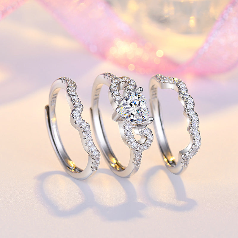 Damen Verlobungsring mit kunstvollem Herzdesign und funkelnden Zirkonia Shop Nory
