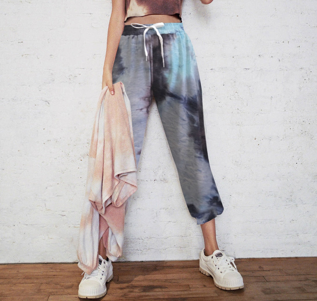 Damen Jogginghose im kreativen Batikdesign mit elastischem Bund und praktischen Taschen