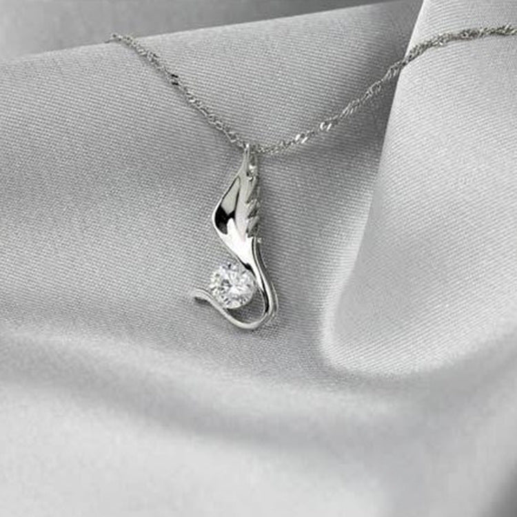 Damen Halskette mit elegantem Flügelanhänger und funkelndem Kristall Shop Nory
