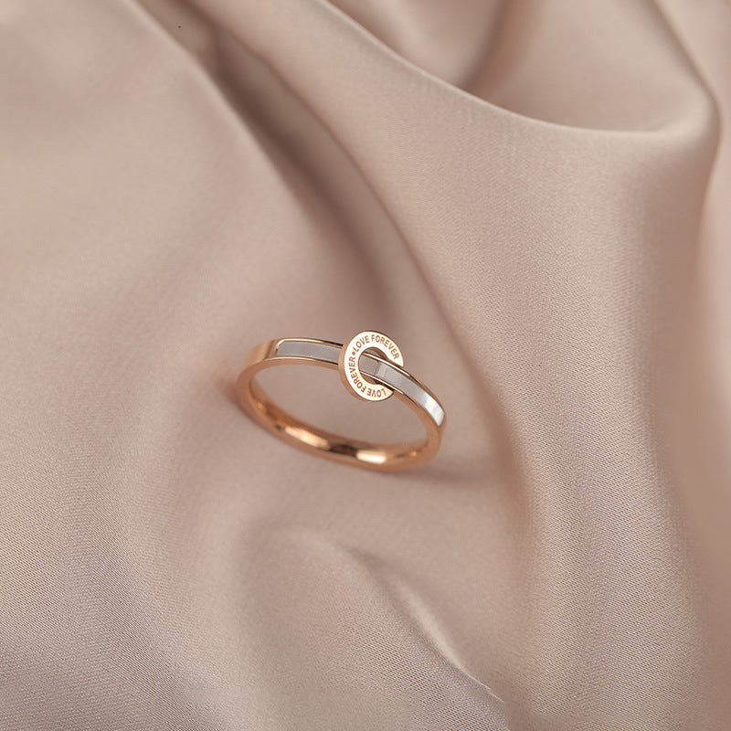 Damen moderner und zeitloser Ring mit verspieltem Kettenmotiv Shop Nory