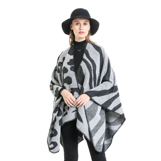 Damen Oversize‑Poncho im Revers‑Stil mit Animal‑Jacquard aus Wollmix Shop Nory