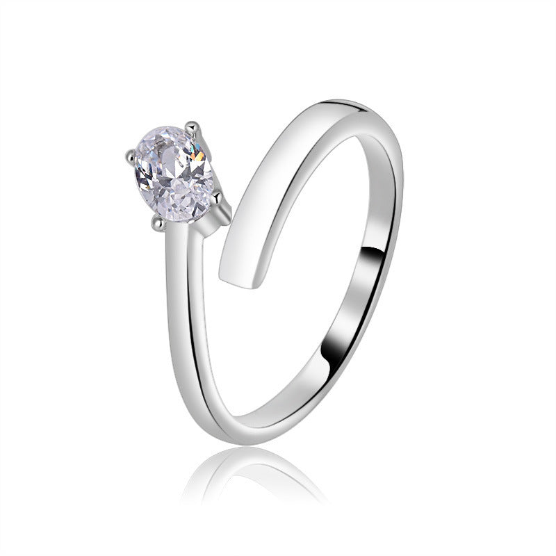 Damenring mit elegantem, modernem Design und funkelndem Zirkonia-Besatz Shop Nory