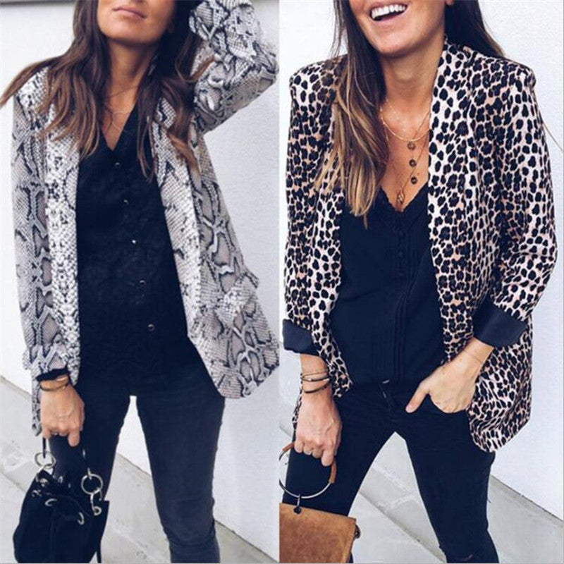 Damen Leichter Longblazer mit Schlangenprint, offener Front und aufgesetzten Taschen Shop Nory