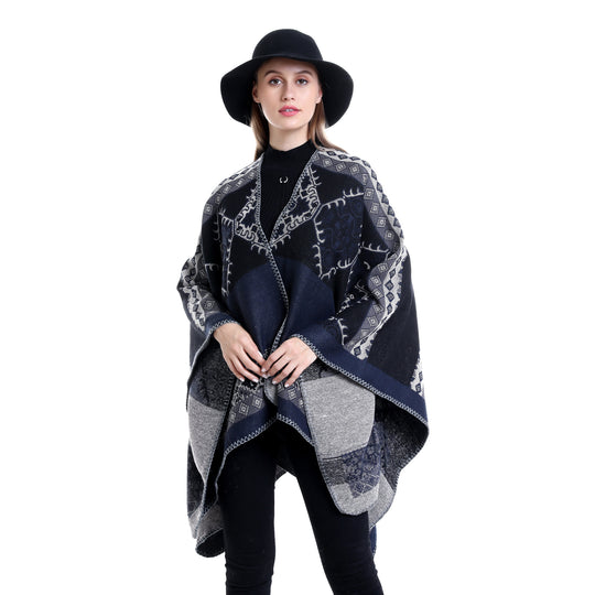 Damen Oversize-Ruana-Poncho aus Jacquardgewebe mit asymmetrischem Zipfelrand und ornamentaler Bordüre Shop Nory