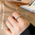 Damen moderner und zeitloser Ring mit verspieltem Kettenmotiv Shop Nory