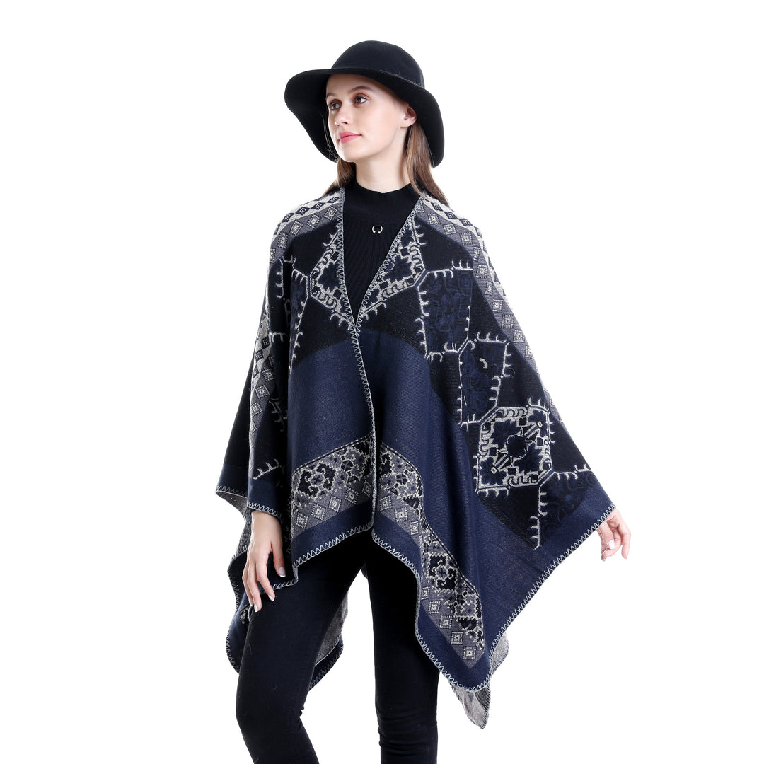 Damen Oversize-Ruana-Poncho aus Jacquardgewebe mit asymmetrischem Zipfelrand und ornamentaler Bordüre Shop Nory