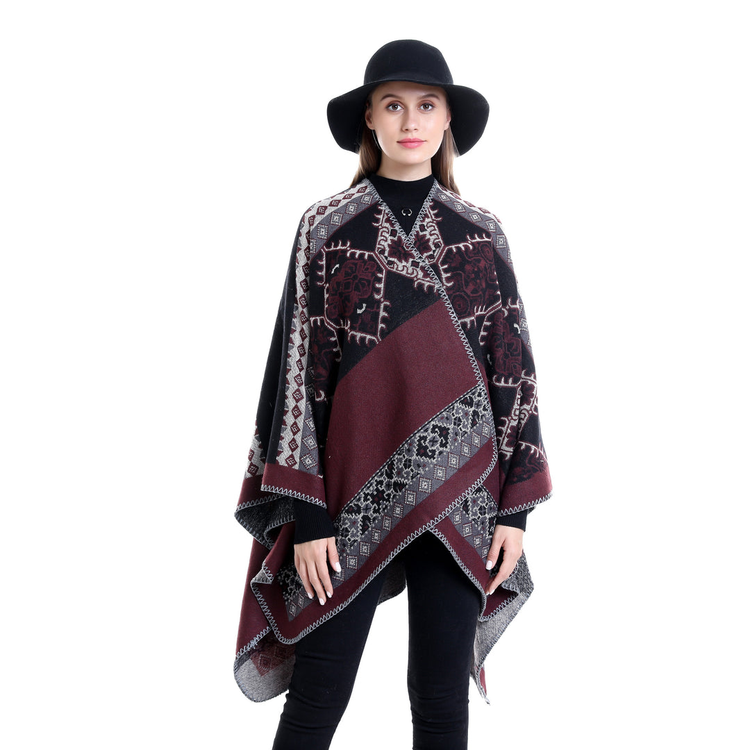 Damen Oversize-Ruana-Poncho aus Jacquardgewebe mit asymmetrischem Zipfelrand und ornamentaler Bordüre Shop Nory